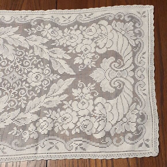 Vintage white lace 39" X 13" table runner - Picture 2 of 7